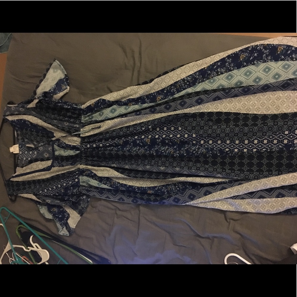 open shoulder maxi dress